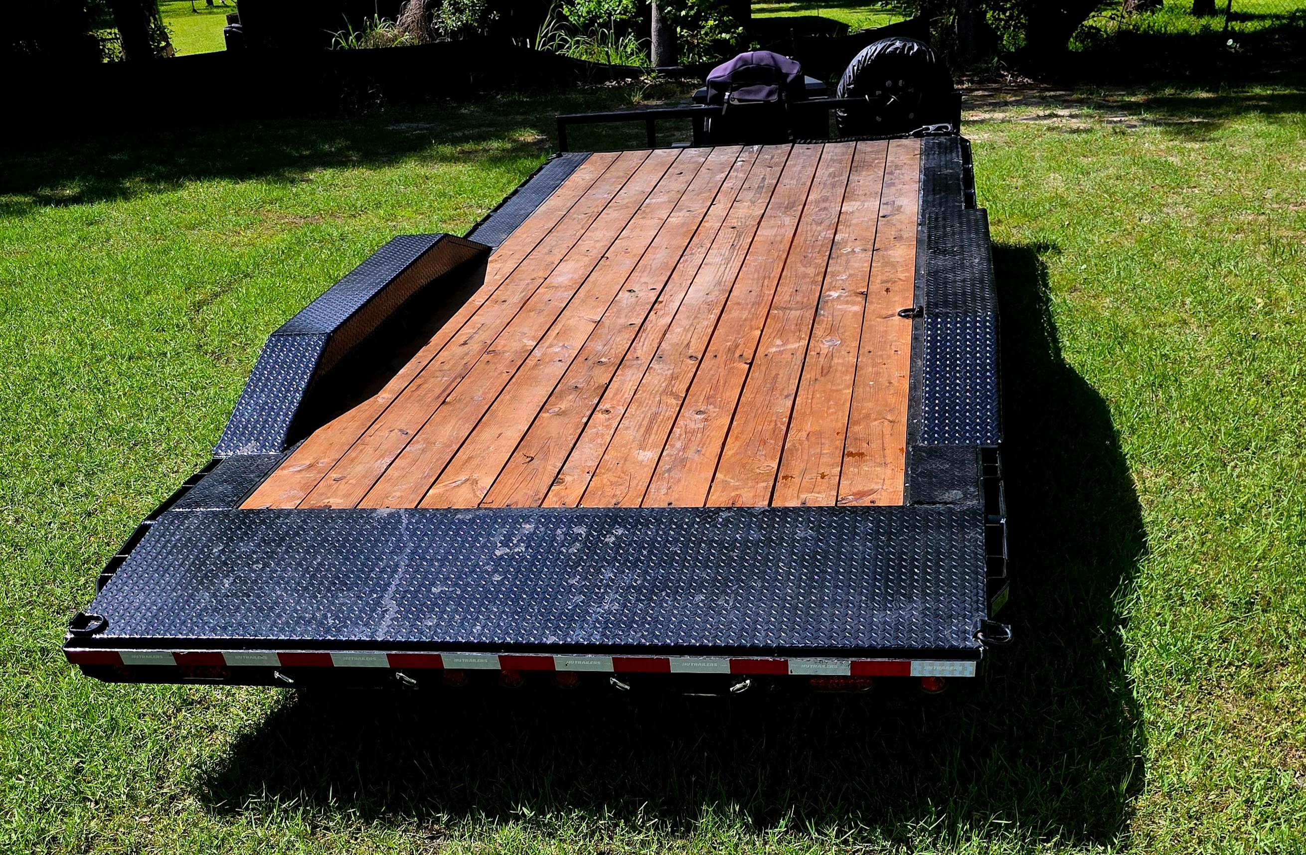 102" x 20' Car Hauler Trailer — thumbnail 2